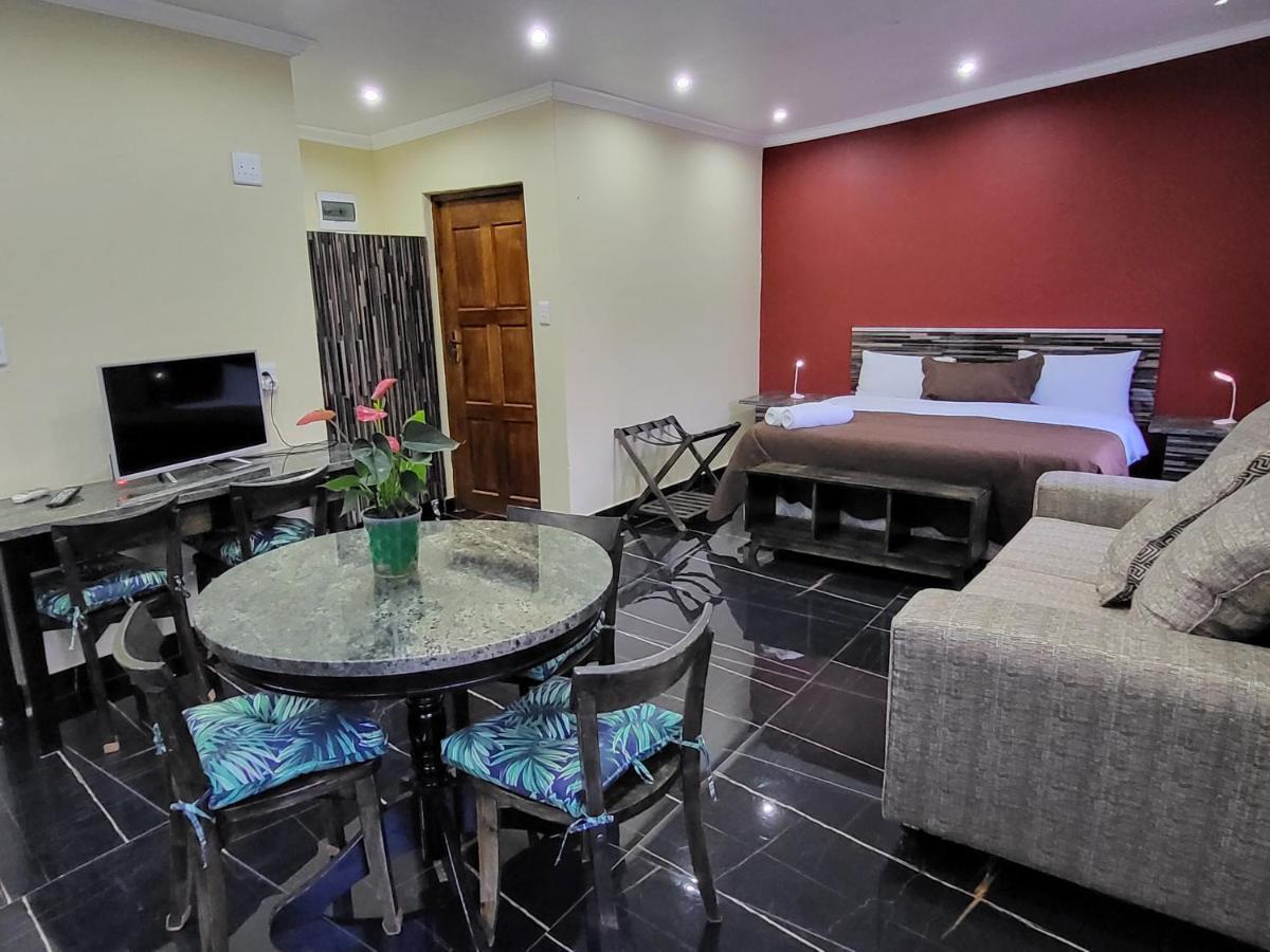 Gem Of Manor Drive Aparthotel Durban Exterior photo